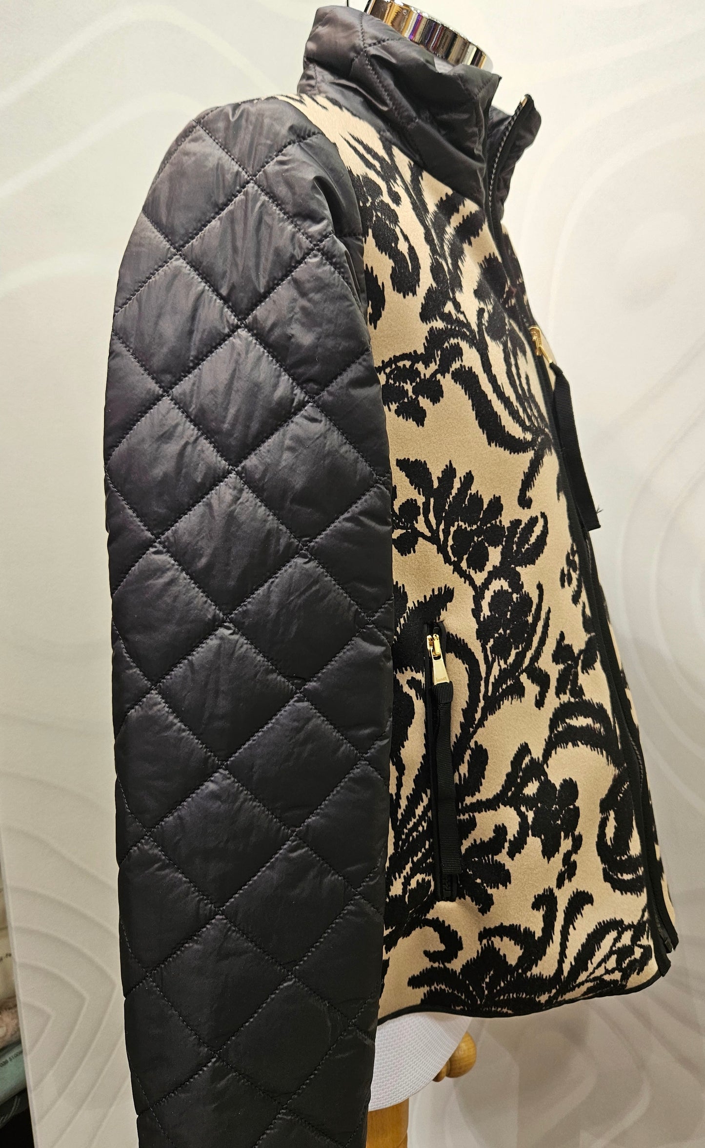 Giubbino padded beige e nero zip