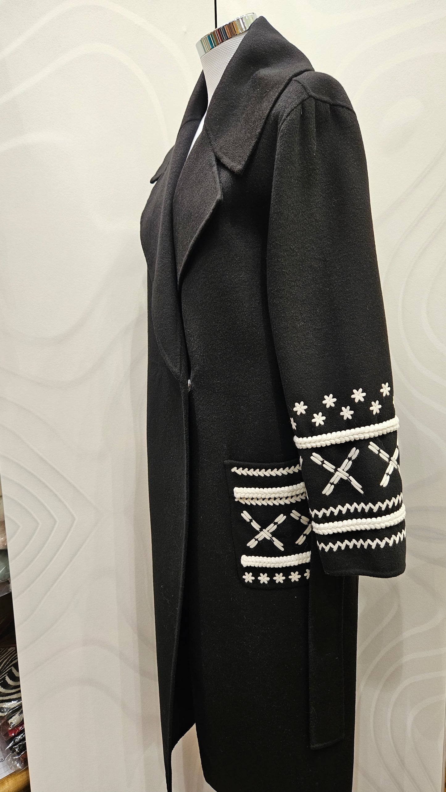Cappotto lungo Ermanno Firenze nero e bianco