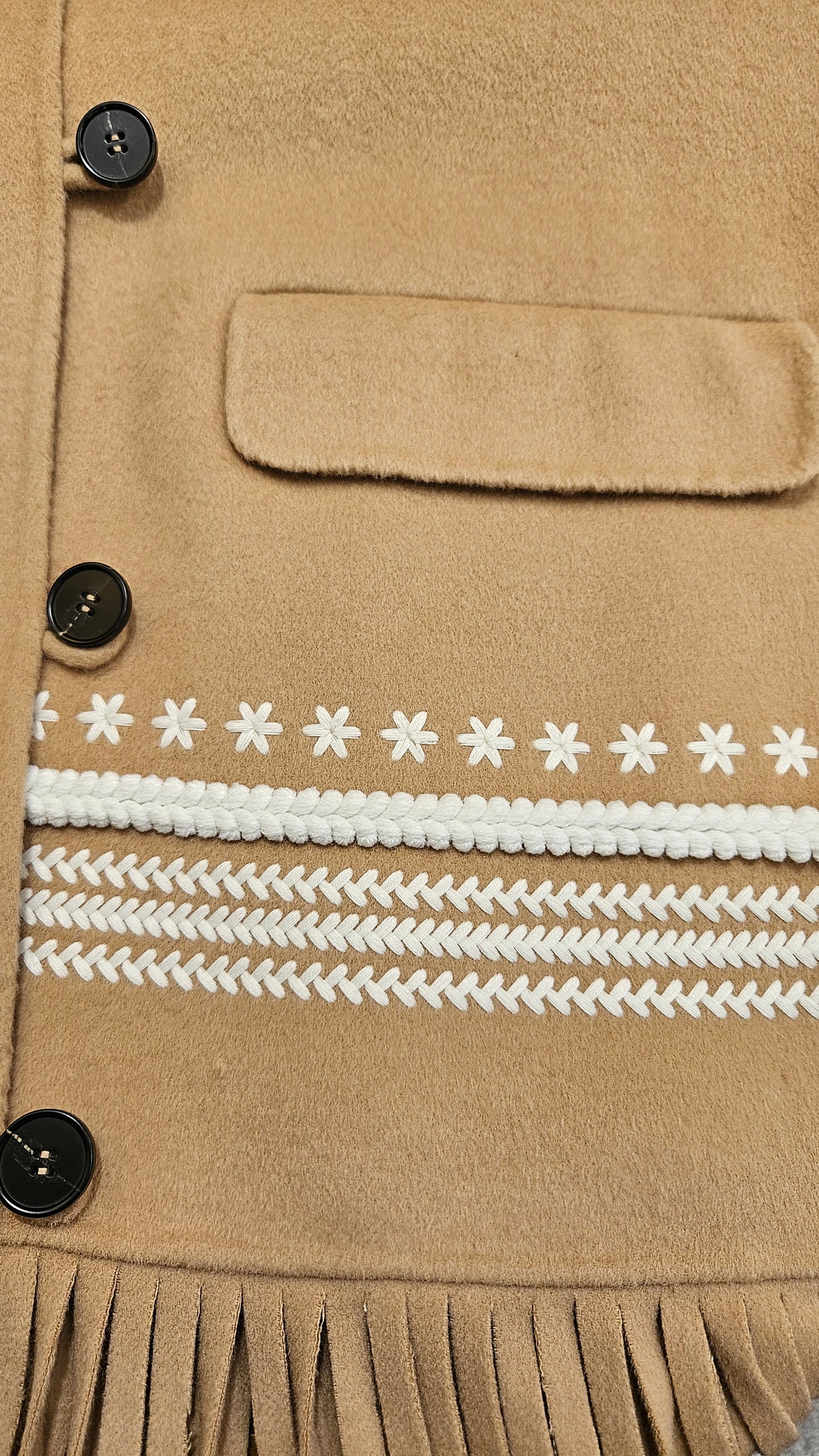 Cappotto con frange ricamato cammello Ermanno Firenze by Scervino