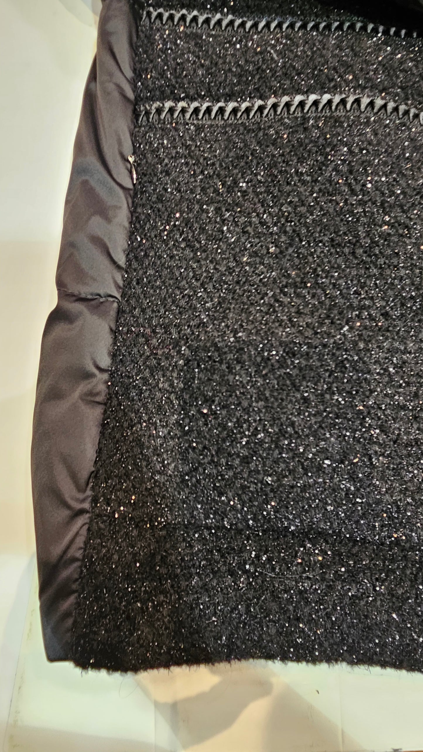 Piumino elegante nero VDP~