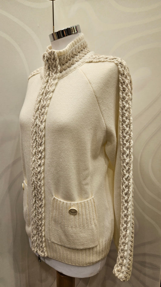 Cardigan panna Tricot Chic con trecce e tasche