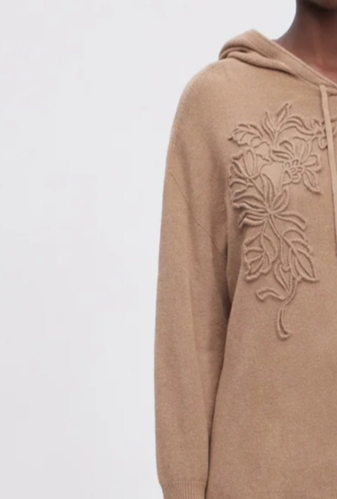 Maglia beige ricamo lana con cappuccio Ermanno Firenze by Scervino