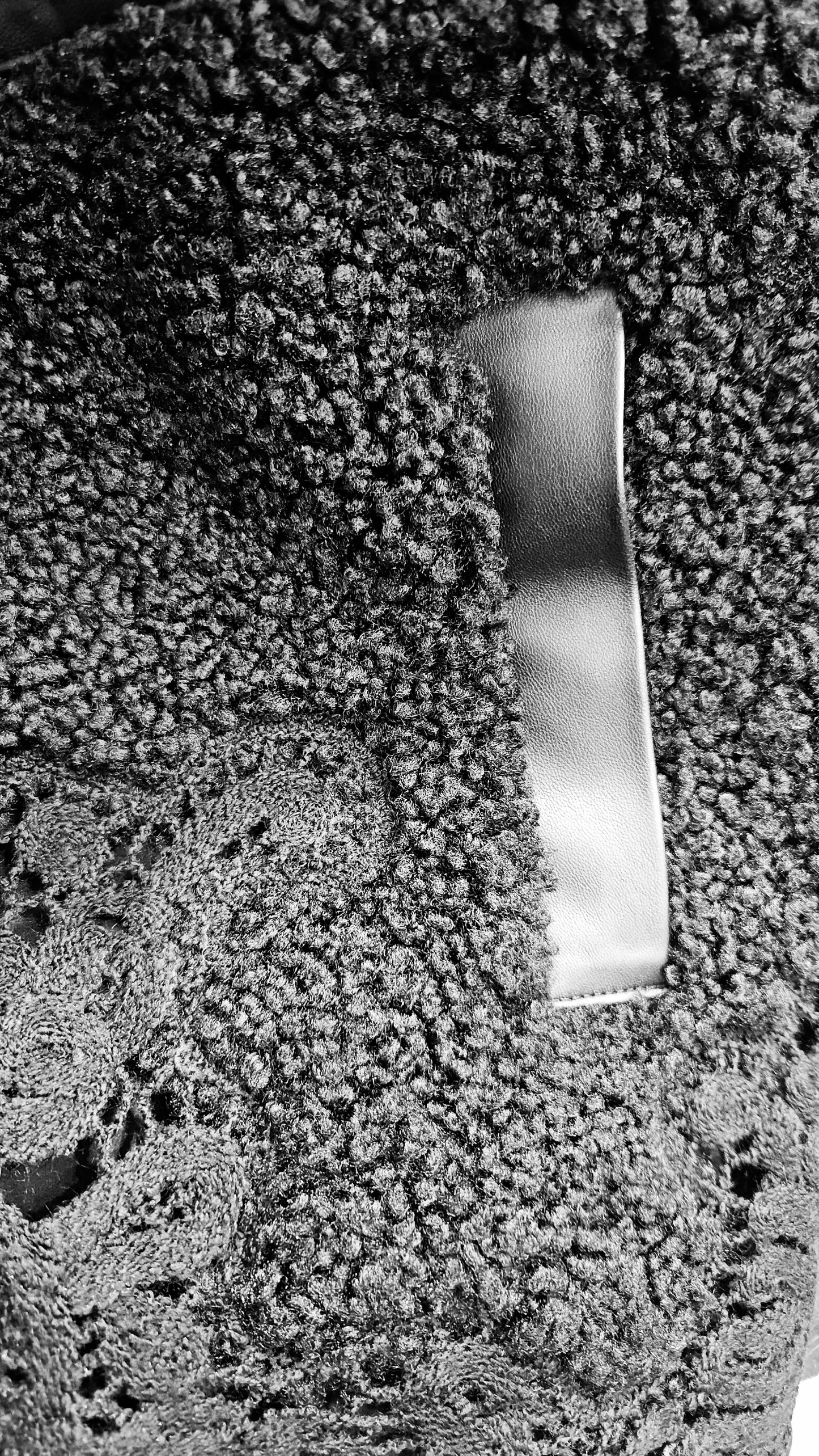 Ecomontone nero con pizzo Ermanno Firenze by Scervino