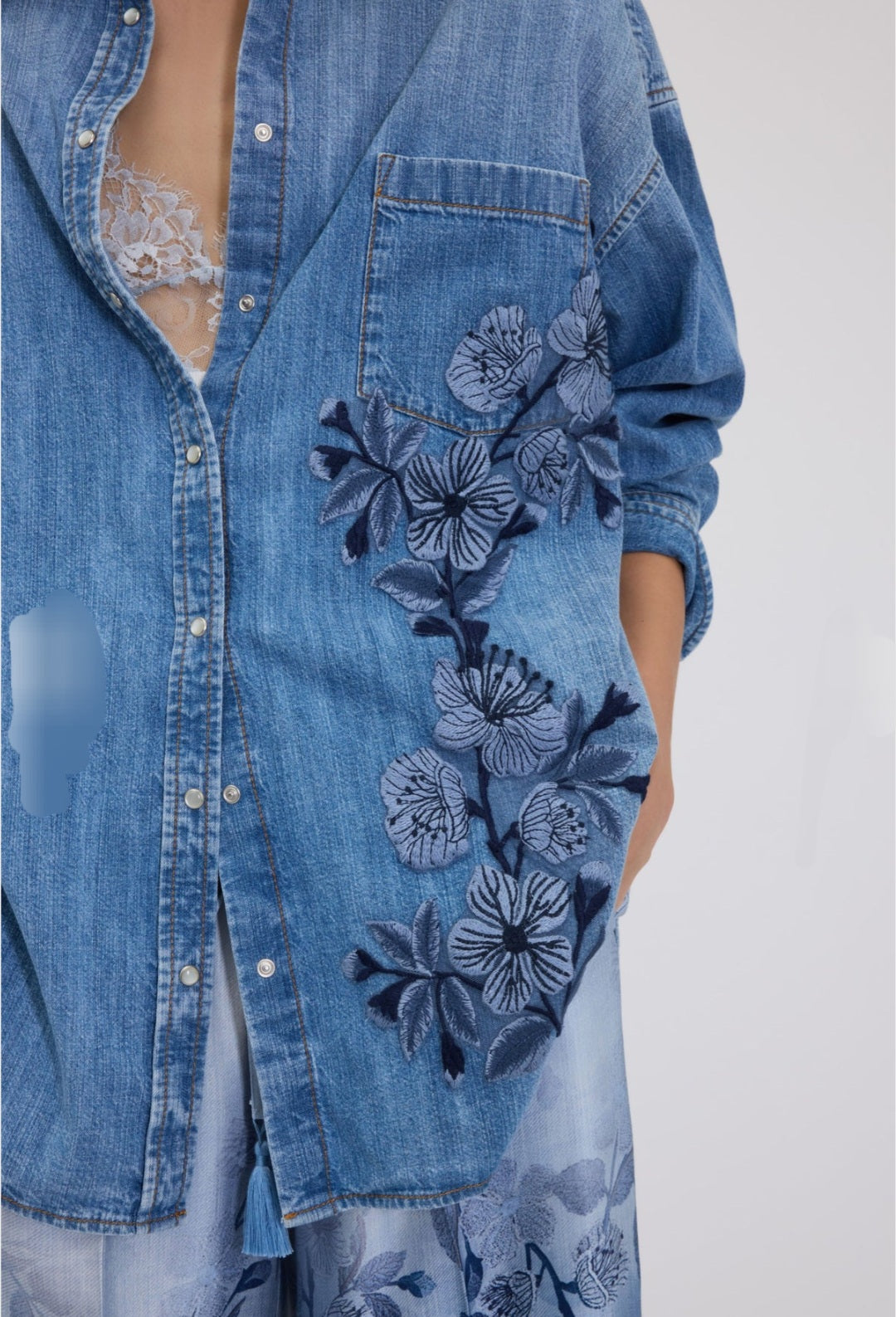 Camicia di jeans denim ricamo Ermanno Firenze by Scervino new collections